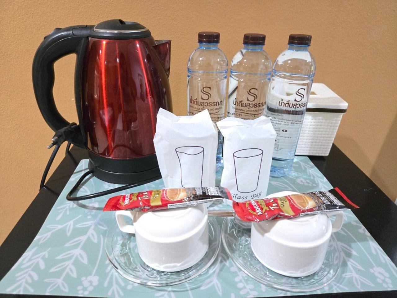 Suwanna Riverside Chai Nat Exteriör bild